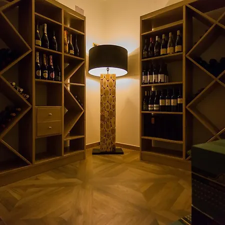 Street Hotel 3*